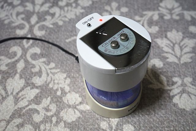 補聴器は湿気に弱いため装用しない間や就寝時には乾燥させる必要がある