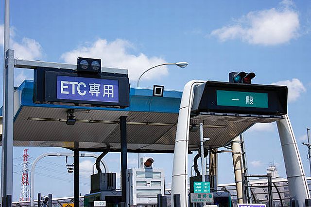 聴覚障害者はETCの事前登録を行えばETCレーンでスムーズに料金所を通過できる